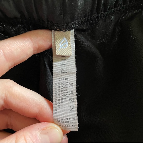 P’tula Men’s Everyday Short, black, large - Picture 4 of 8